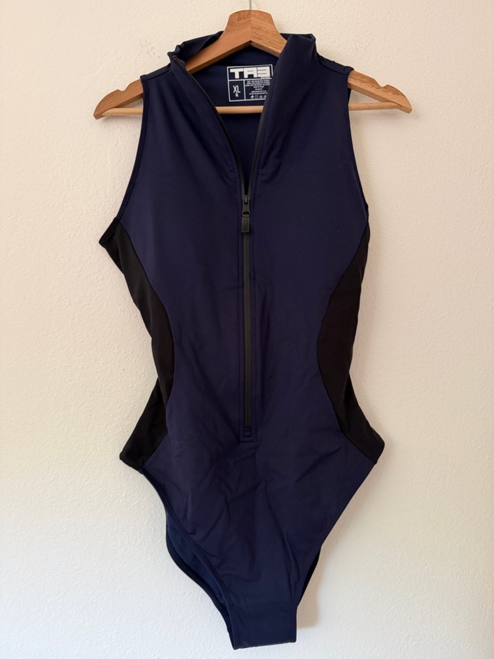 TA3 NWOT Sleeveless Contour Surfy Swimsuit Corset Back One Piece Size XL Blue - Picture 2 of 12